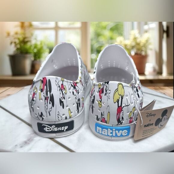 NWT Native X Disney Jefferson Mickey Mouse Water Shoes size Mens 11 Women’s 13 - Picture 6 of 12